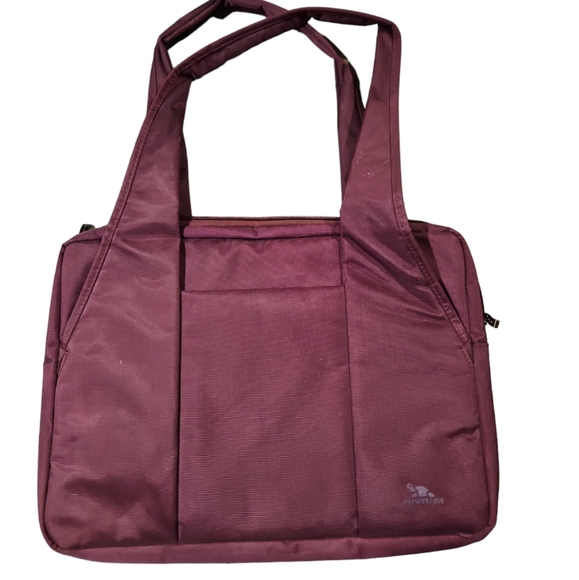 Rivcase Germany Laptop Case - Picture 1 of 8